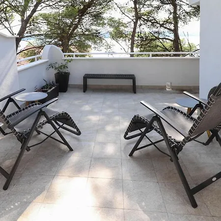 Apartment Casa De Verano - Penthouse In With The Private Garden Trogir
